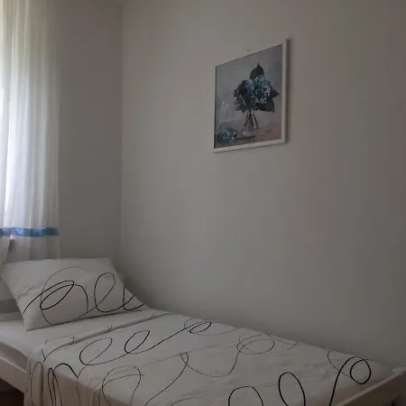 Vesna F Apartamento *