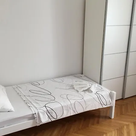 Vesna F Apartamento *